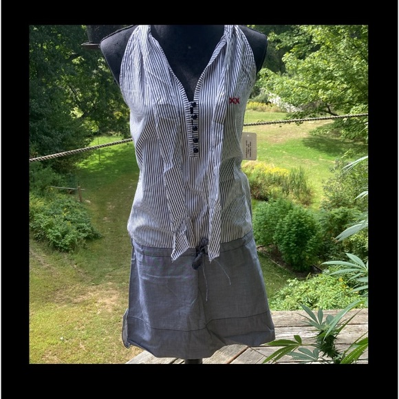 Dress - Picture 7 of 7